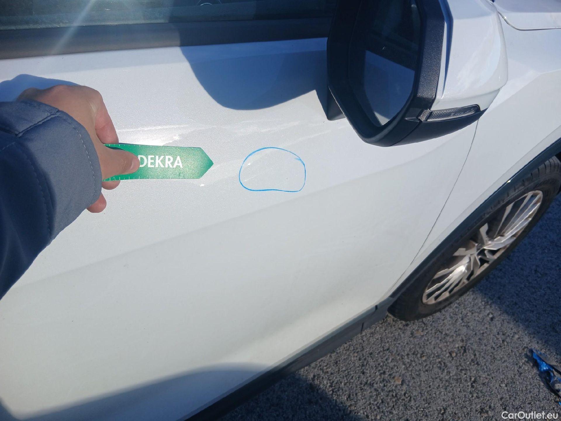  Audi  Q2 AUDI  / 2016 / 5P / todoterreno Design 30 TFSI 85kW (116CV) #20