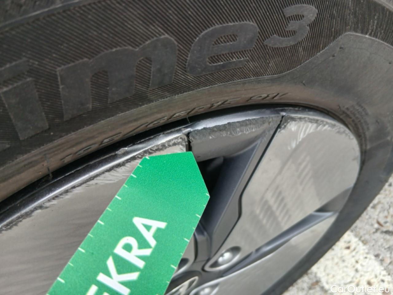  Hyundai   Ioniq HYUNDAI / 2019 / 5P / berlina con portón 1.6 GDI HEV Klass DCT #32