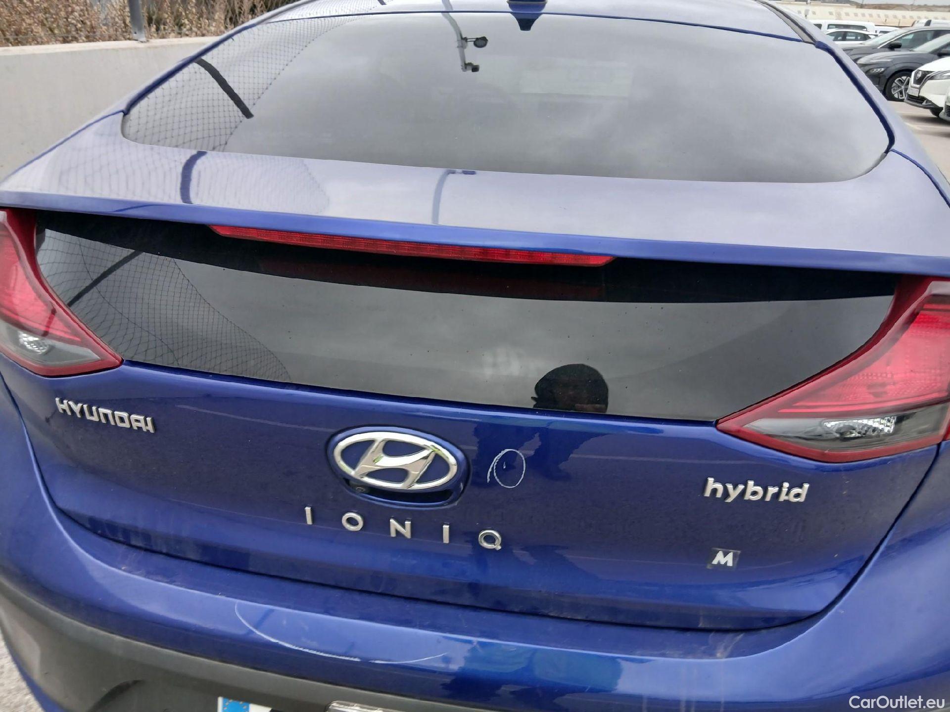  Hyundai   Ioniq HYUNDAI / 2019 / 5P / berlina con portón 1.6 GDI HEV Klass DCT #19