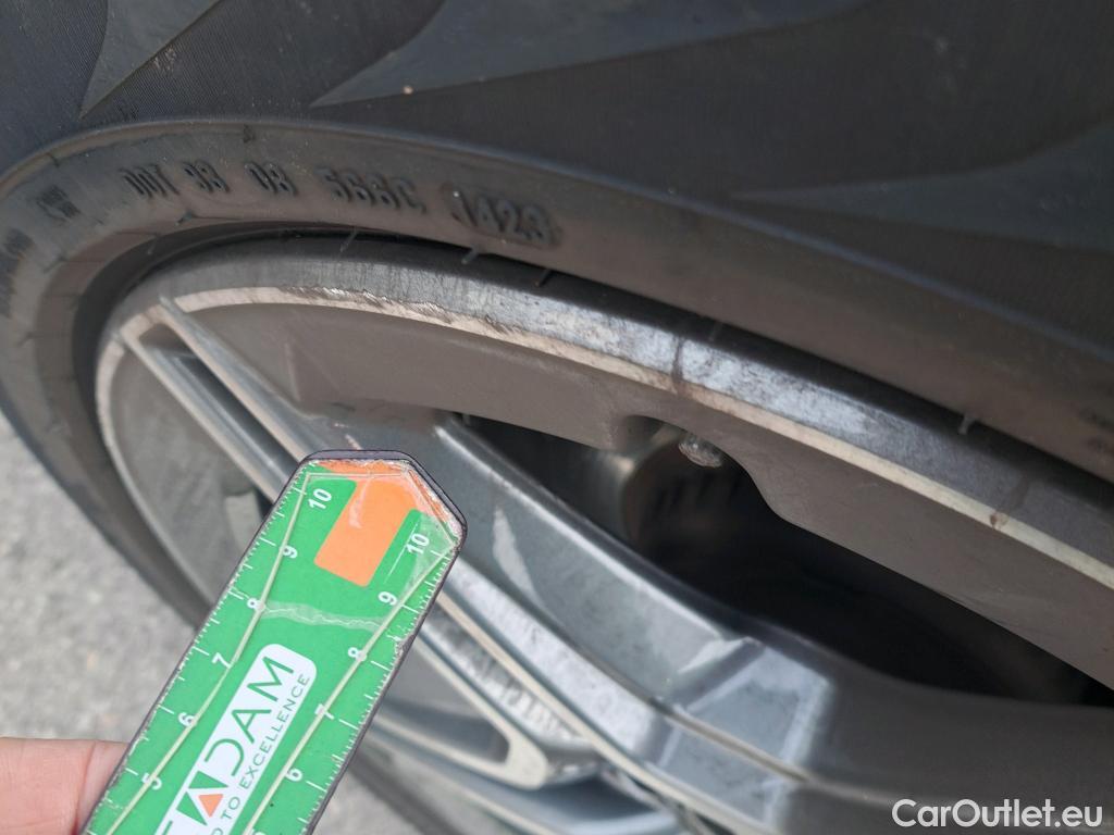  Mercedes  G-Klasee MERCEDES-BENZ GLC Coupé / 2019 / 5P / coupé GLC 300 de 4MATIC (AC) #6