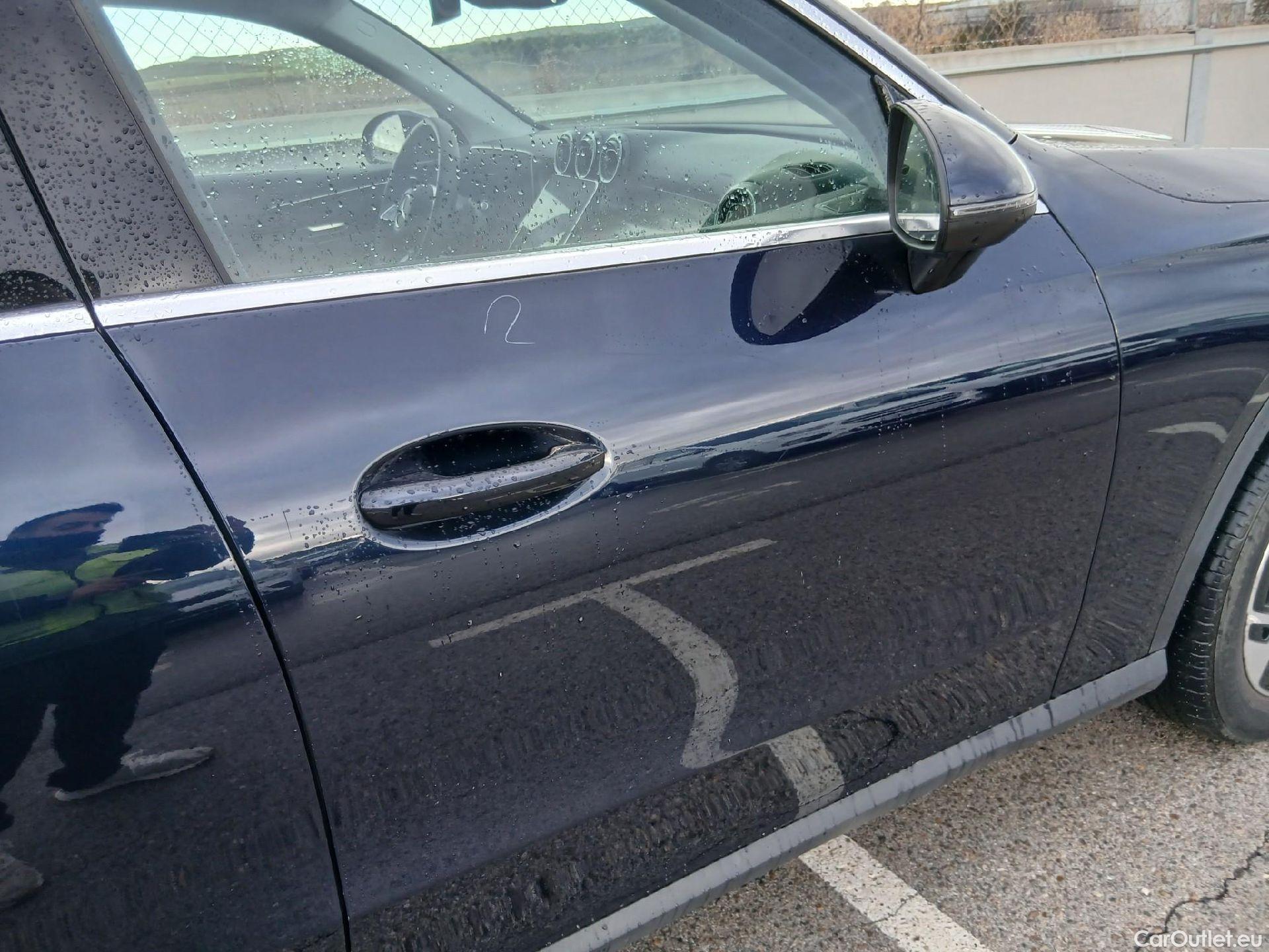  Mercedes  GLC Clase   300 de 4Matic (254.609)Avantgarde 2.0 335CV AT9 E6d #18