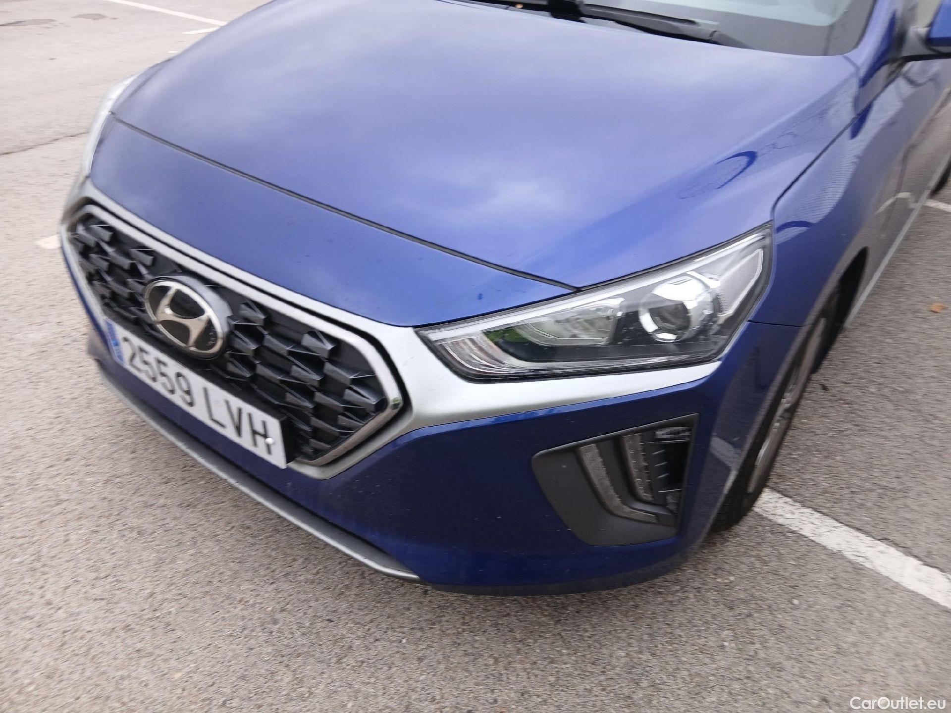  Hyundai   Ioniq HYUNDAI / 2019 / 5P / berlina con portón 1.6 GDI HEV Klass DCT #12