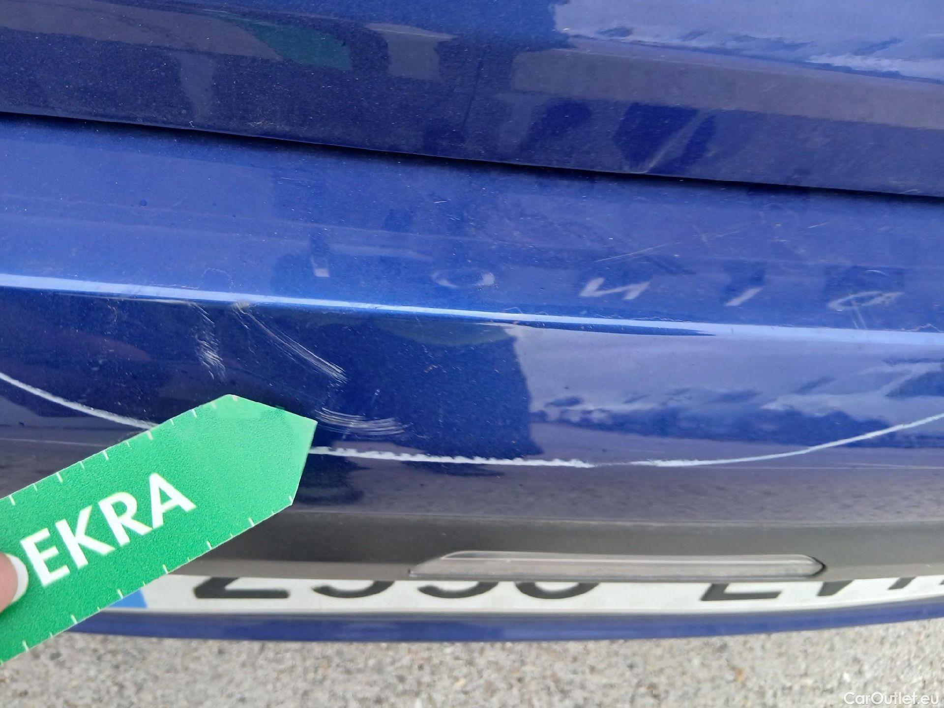  Hyundai   Ioniq HYUNDAI / 2019 / 5P / berlina con portón 1.6 GDI HEV Klass DCT #17