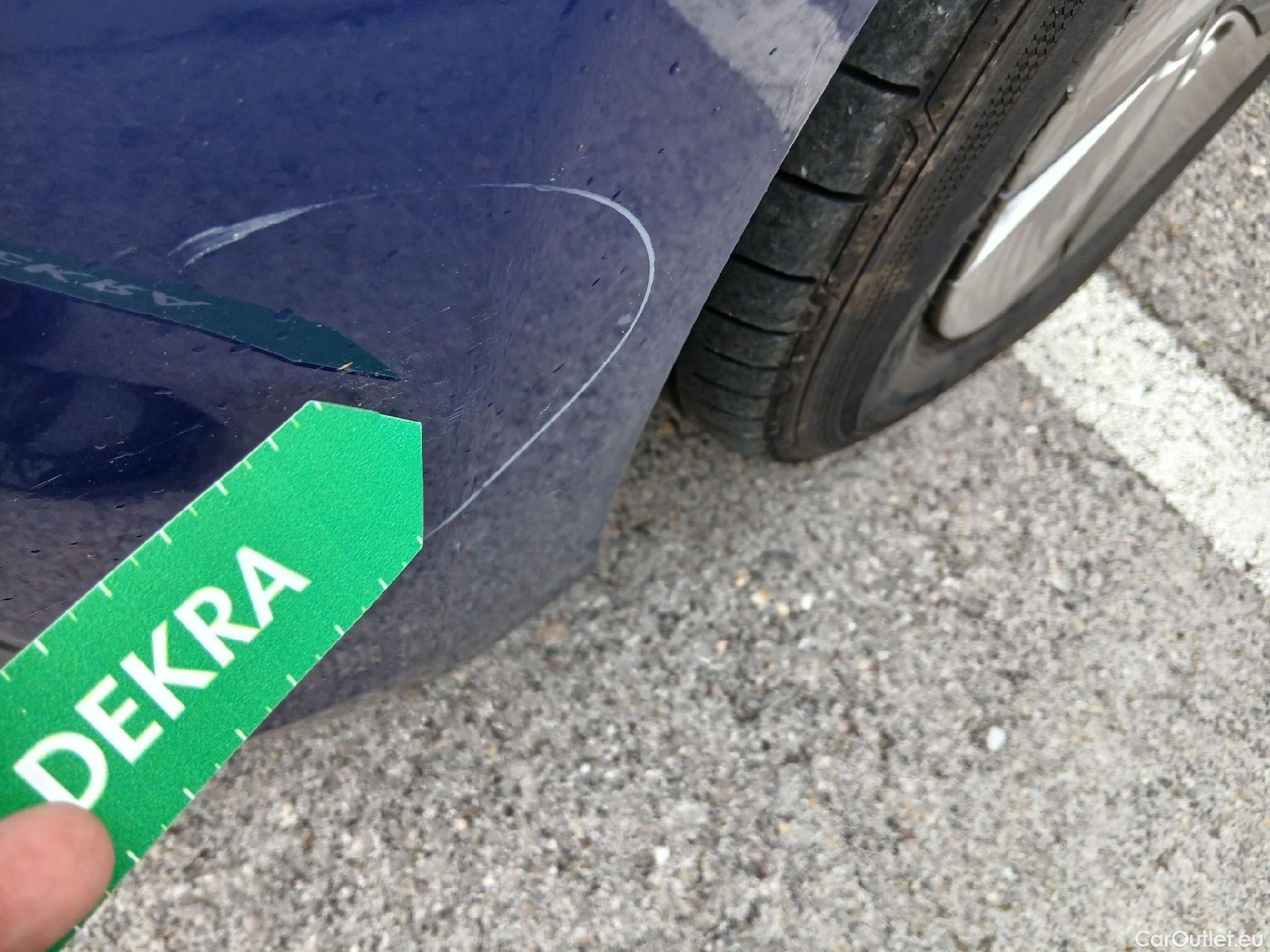  Hyundai   Ioniq HYUNDAI / 2019 / 5P / berlina con portón 1.6 GDI HEV Klass DCT #11