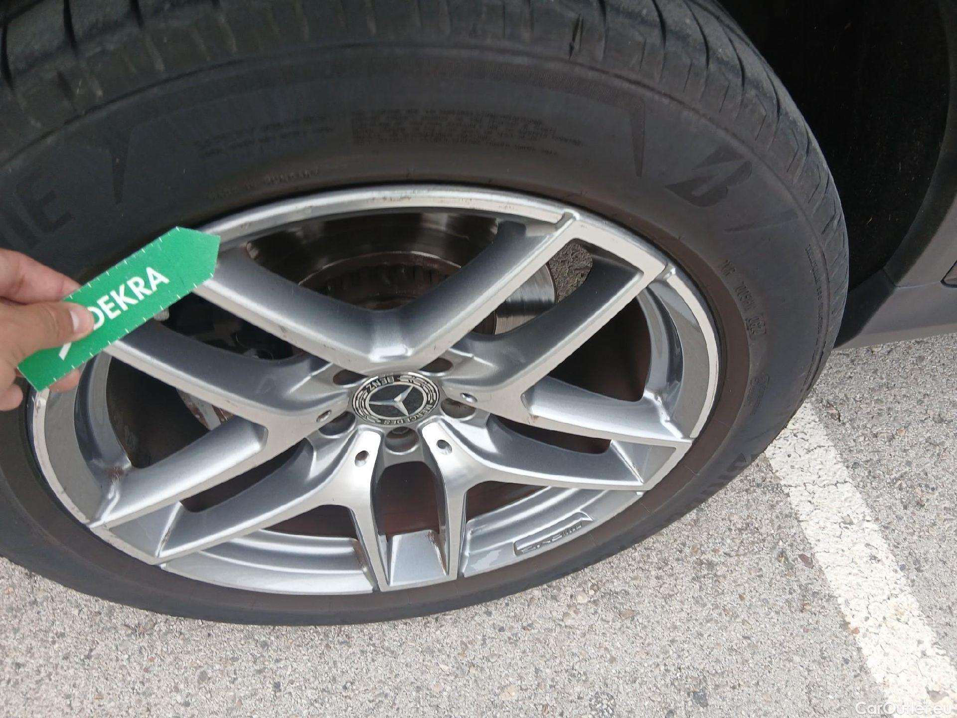  Mercedes  G-Klasee MERCEDES-BENZ GLC Coupé / 2016 / 5P / coupé GLC 220 d 4MATIC #38