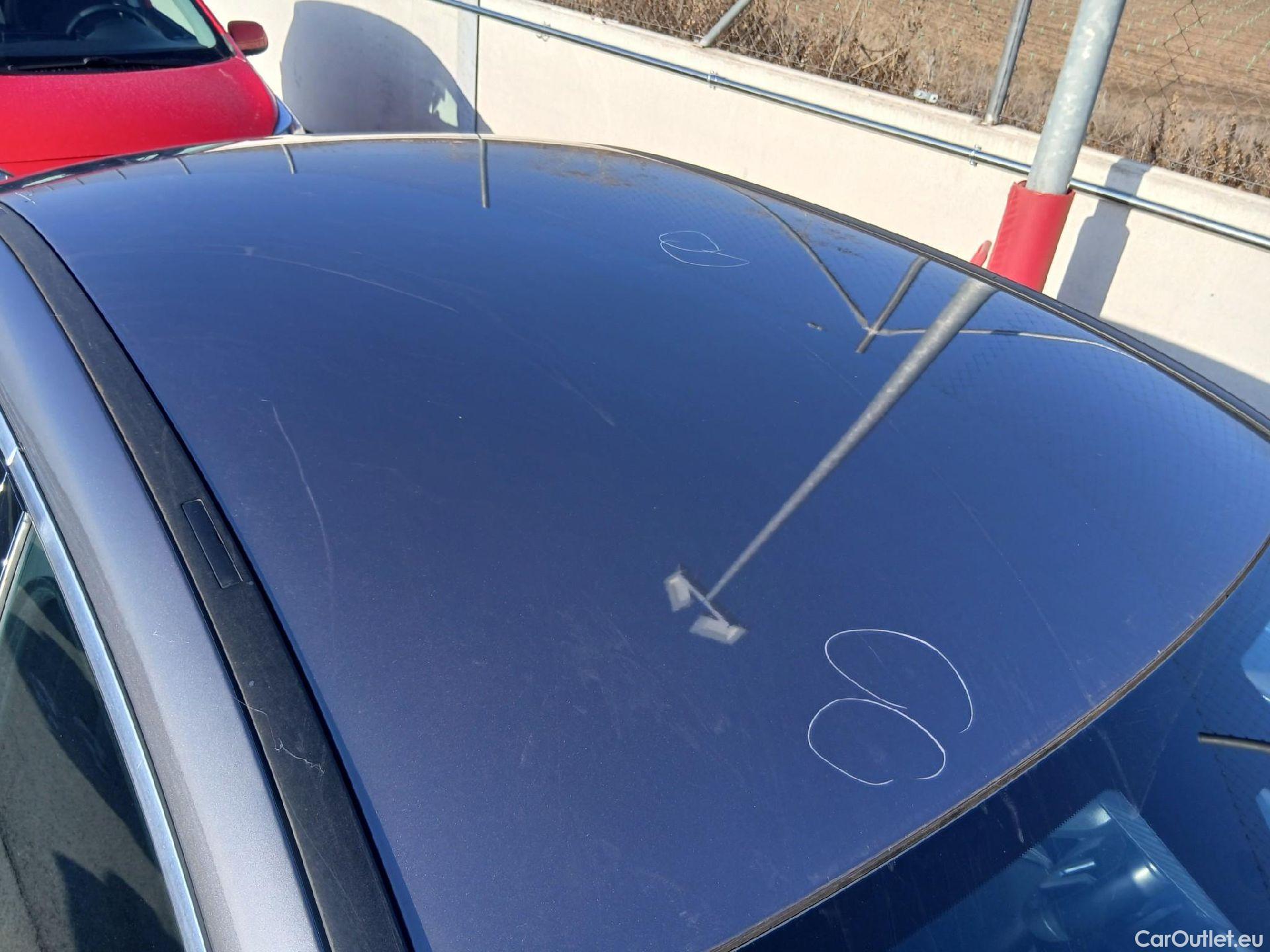  Mercedes  A-Klasse MERCEDES-BENZ Clase A / 2018 / 4P / sedán Sedán A 250 e #48