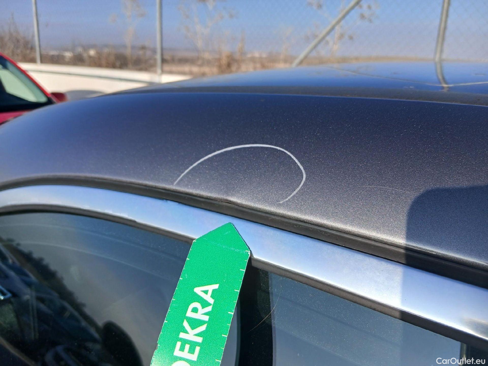  Mercedes  A-Klasse MERCEDES-BENZ Clase A / 2018 / 4P / sedán Sedán A 250 e #43