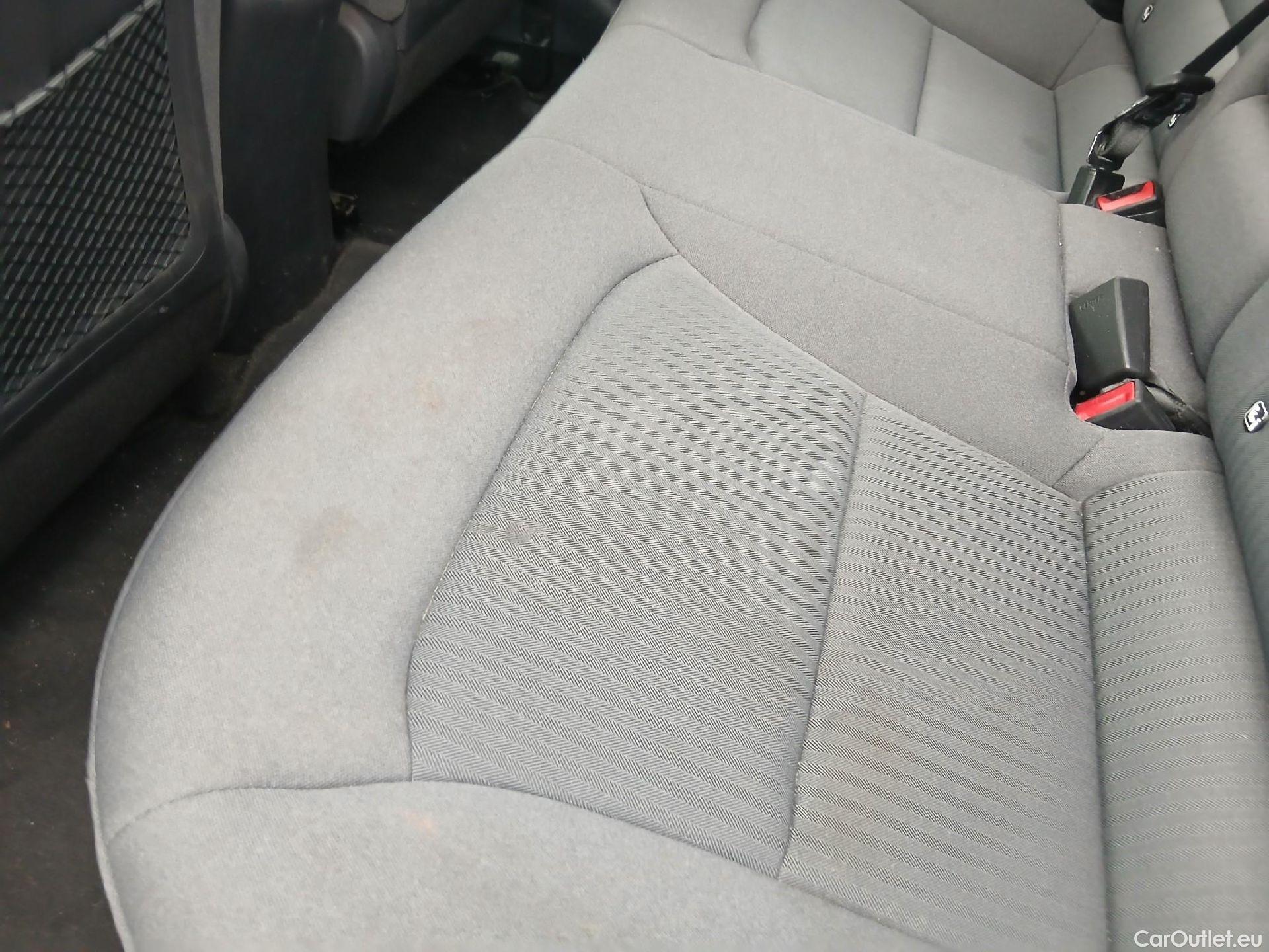  Hyundai   Ioniq HYUNDAI / 2019 / 5P / berlina con portón 1.6 GDI HEV Klass DCT #5