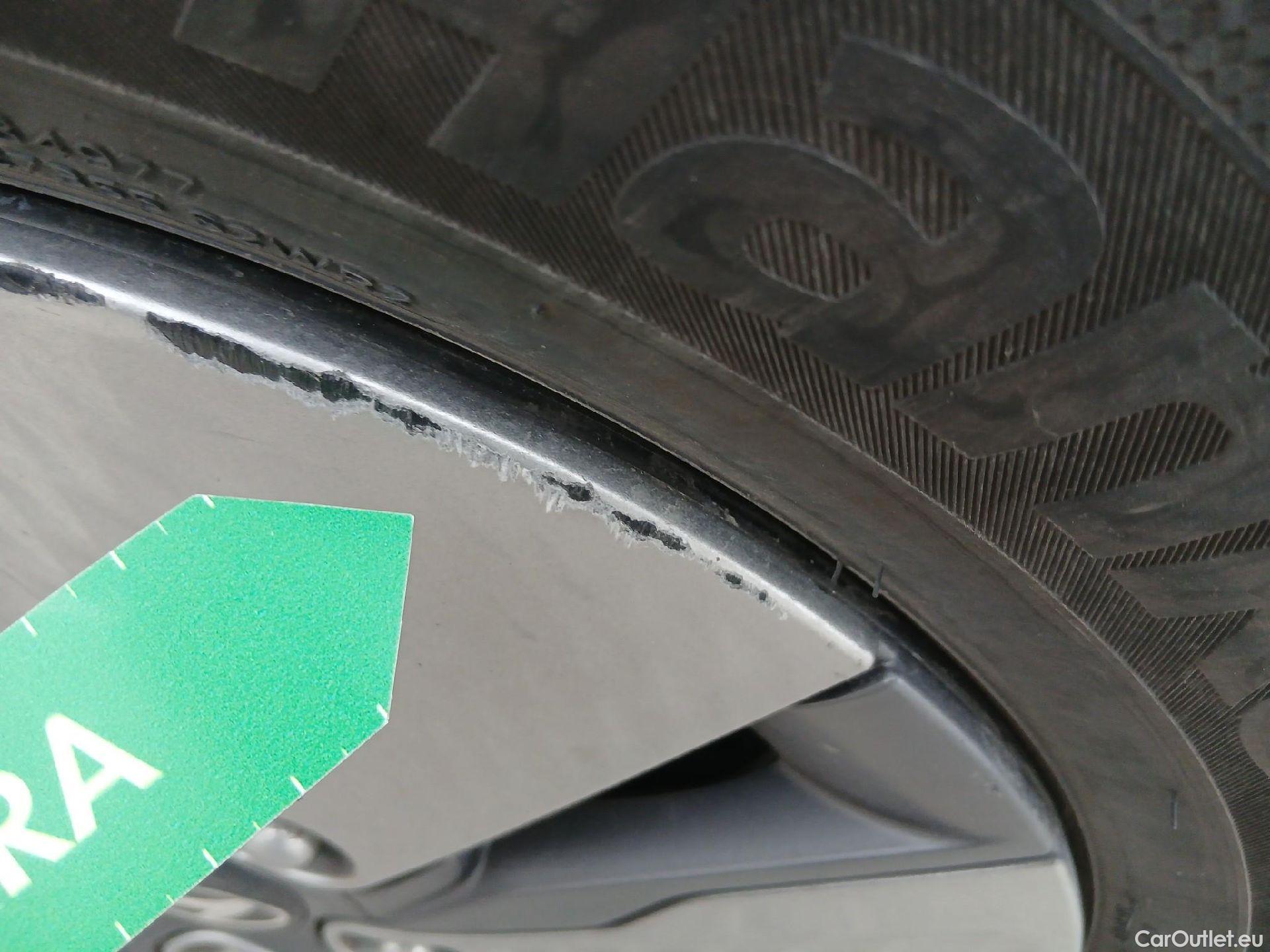  Hyundai   Ioniq HYUNDAI / 2019 / 5P / berlina con portón 1.6 GDI HEV Klass DCT #6