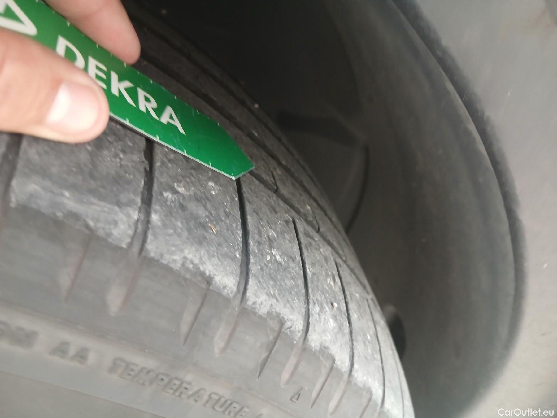  Mercedes  G-Klasee MERCEDES-BENZ GLC Coupé / 2016 / 5P / coupé GLC 220 d 4MATIC #5