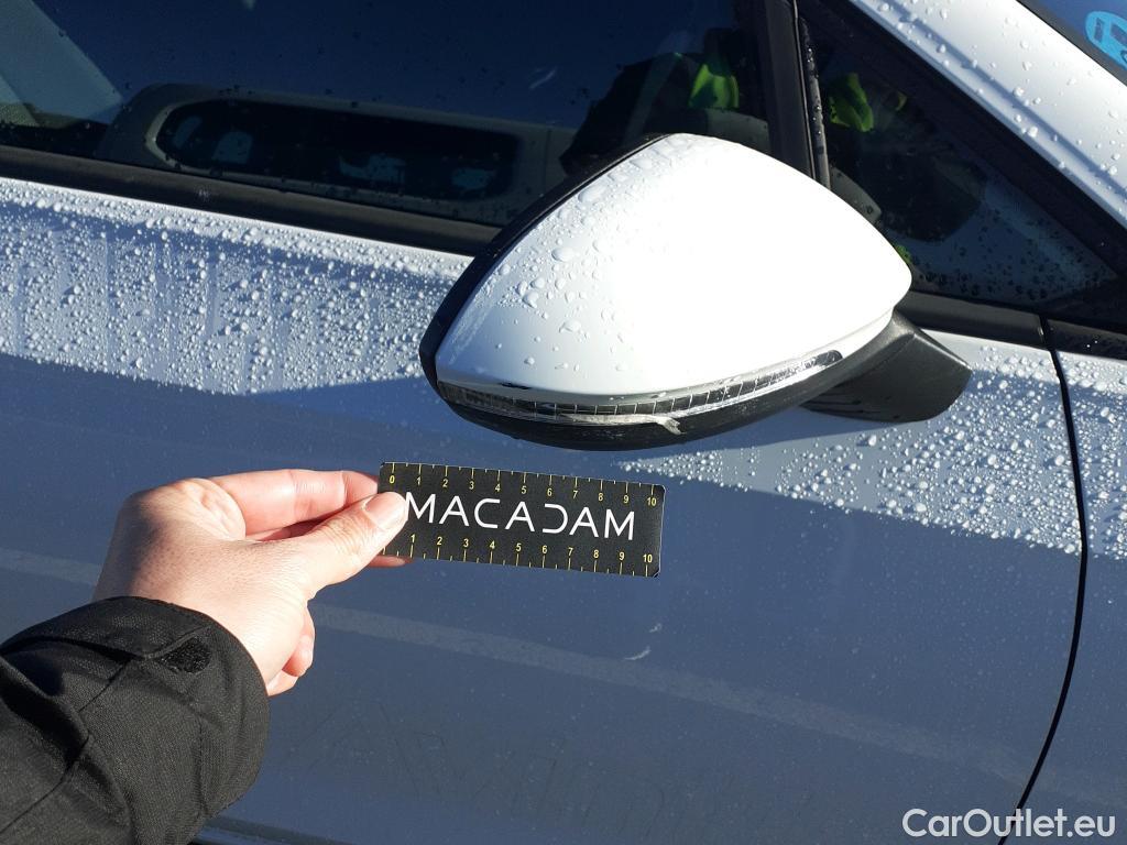  Volkswagen  Golf  VOLKSWAGEN / 2020 / 5P / berlina con portón 2.0 TDI 85kW (115CV) #19