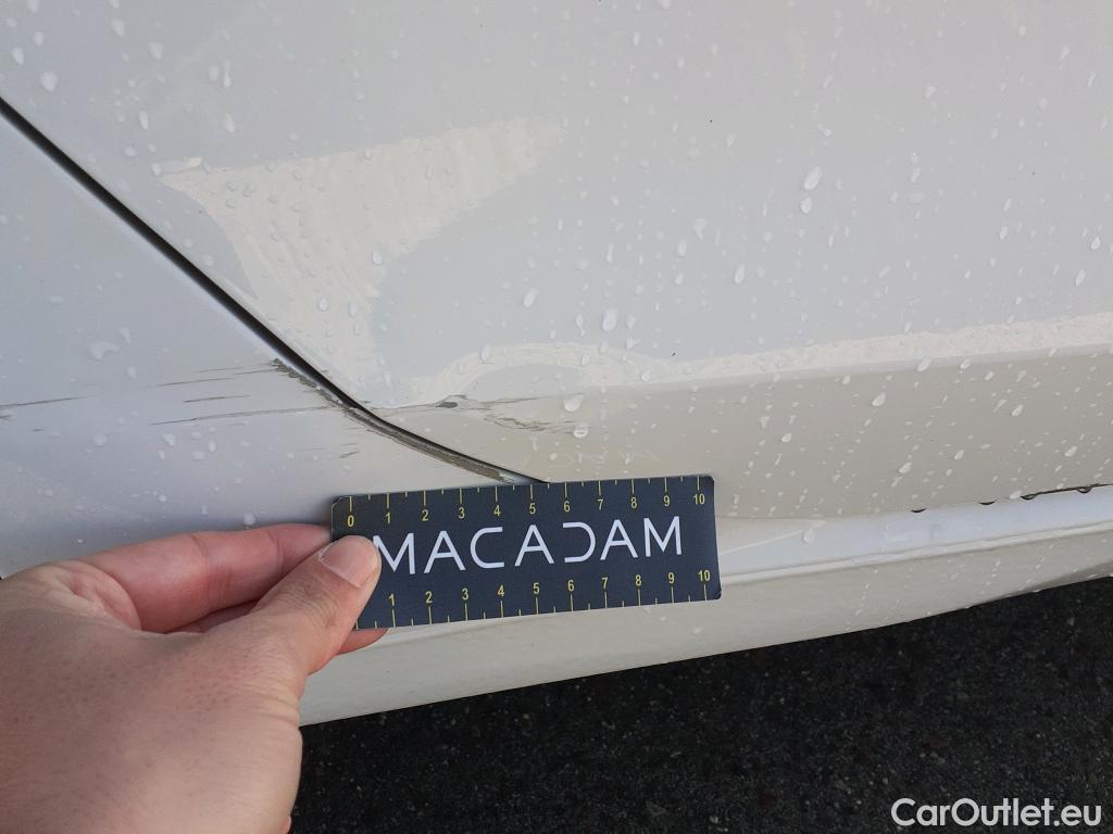  Volkswagen  Golf  VOLKSWAGEN / 2020 / 5P / berlina con portón 2.0 TDI 85kW (115CV) #8