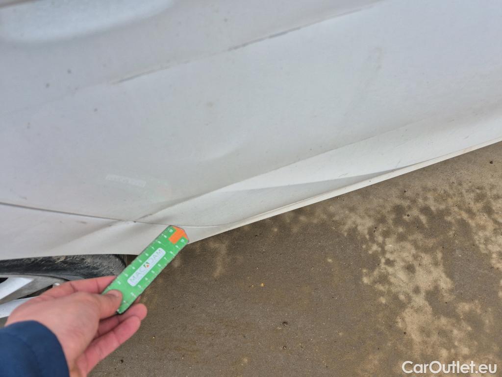  Opel  Corsa OPEL  / 2019 / 5P / berlina con portón  1.2T XHL 74kW (100CV) Edition (2) #3