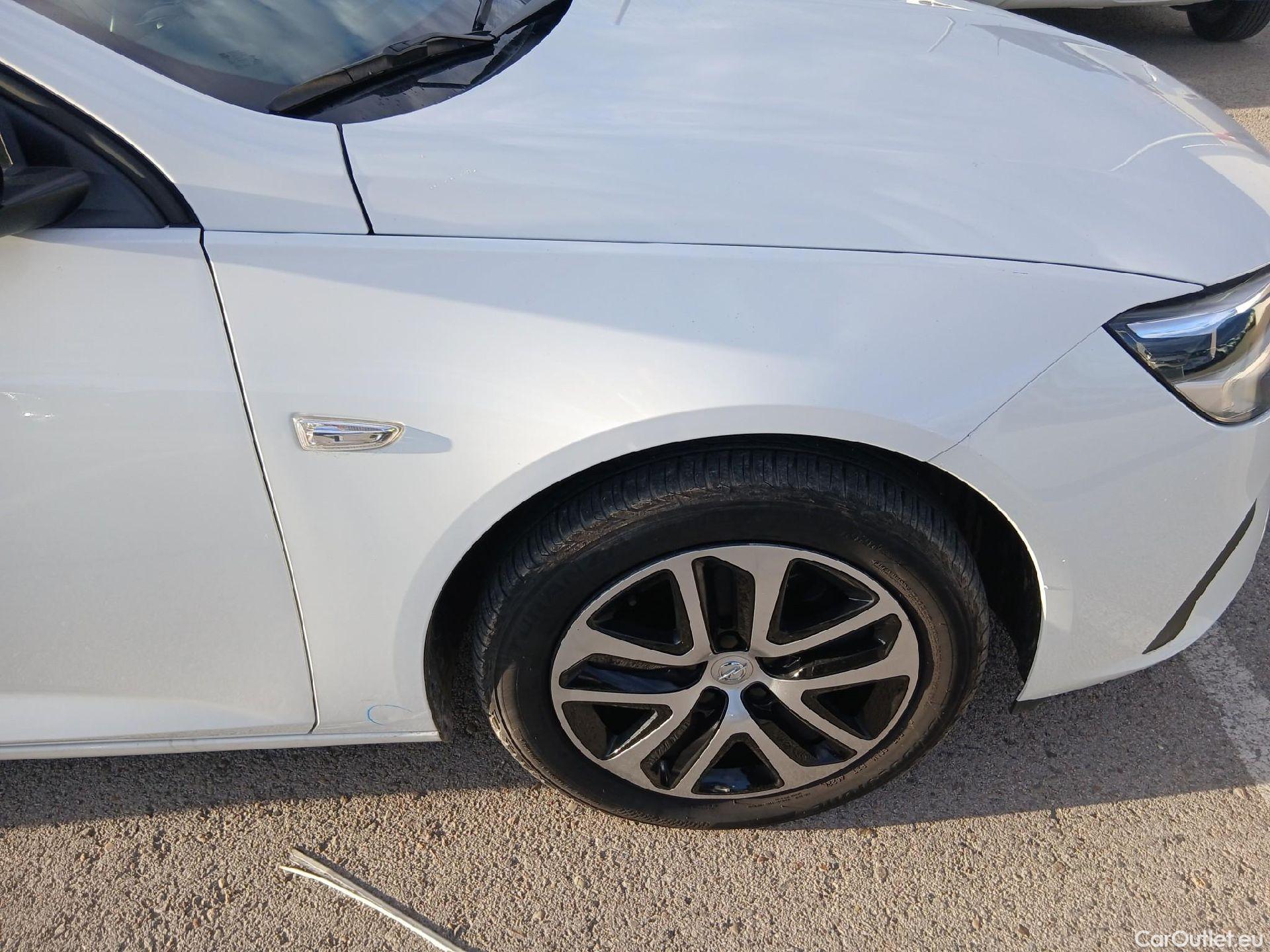  Opel  Insignia OPEL  / 2020 / 5P / berlina con portón GS Edition 1.5D DVH 90kW (122CV) MT6 #31