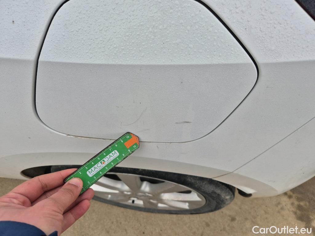  Opel  Corsa OPEL  / 2019 / 5P / berlina con portón  1.2T XHL 74kW (100CV) Edition (2) #28