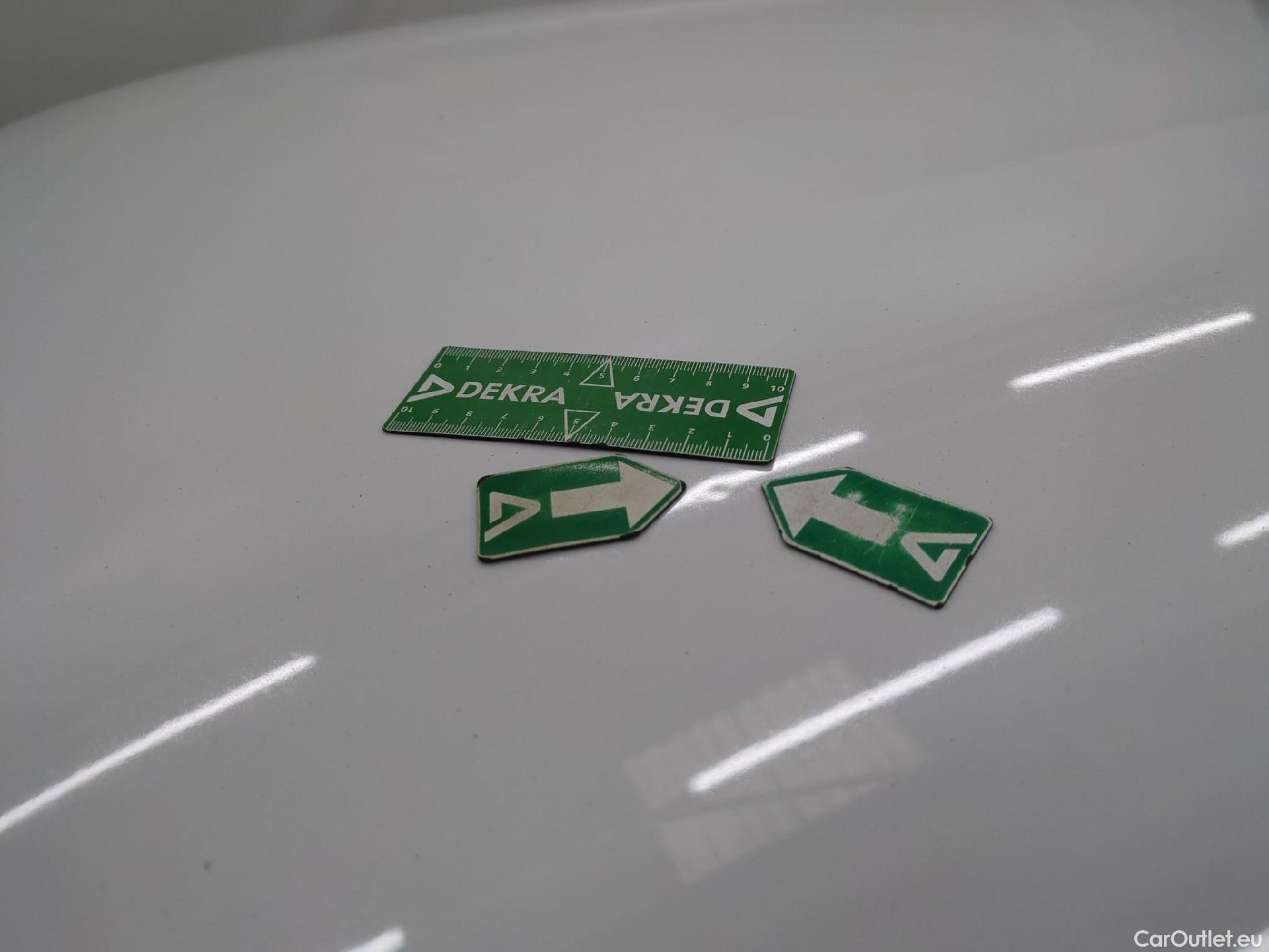  Peugeot  208  Affaire Premium Pack 1.2 80CV BVM5 E6dT #34