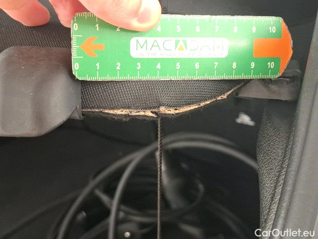  Mercedes  GLA MERCEDES-BENZ  / 2020 / 5P / SUV 1.3  250 e BUSINESS LINE DCT #14