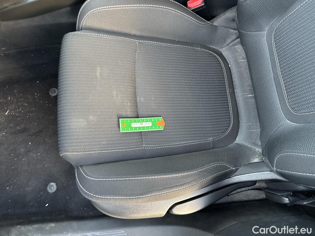  Renault  Megane RENAULT Mégane Berline / 2020 / 5P / Berline Business TCe 115 FAP / TRANSFO VP VF #17