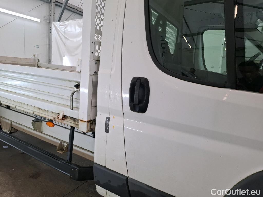  Peugeot  Boxer PEUGEOT  CHASSIS CAB SC VU 2p VGA 2.0 BLUEHDI 130 S&S PRO SR 435 L3 châssis cabine #13