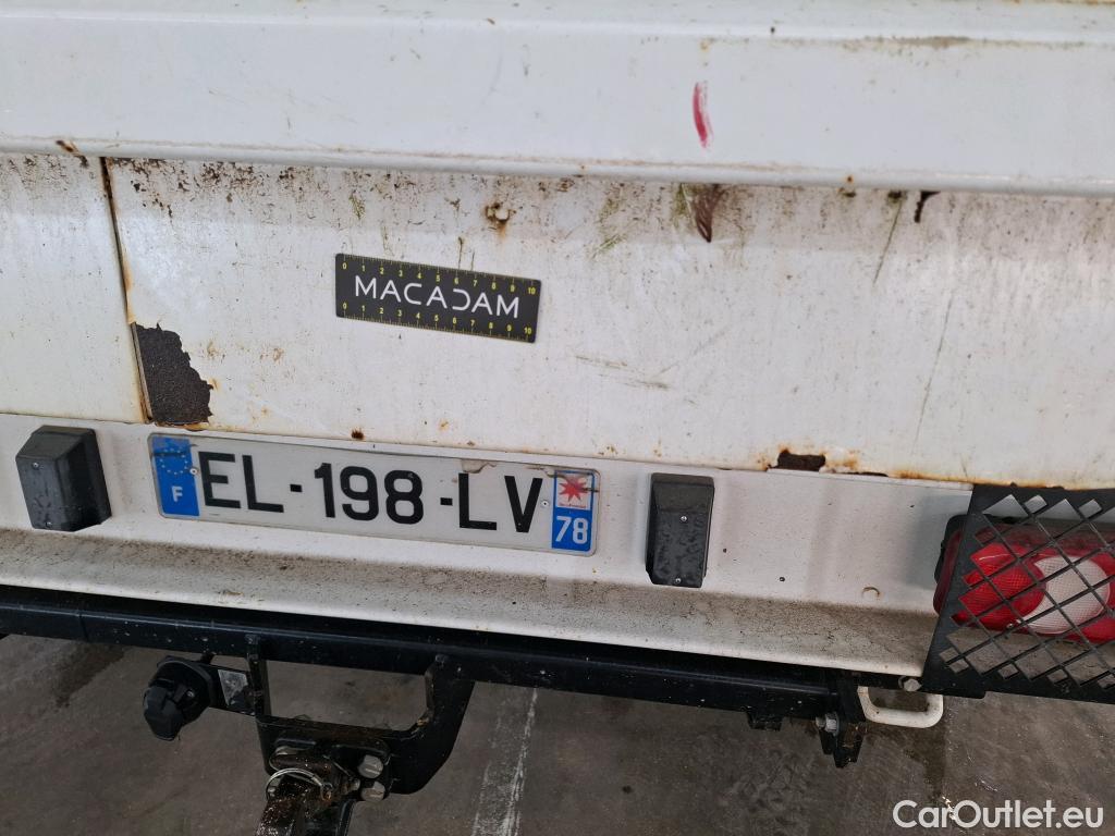  Peugeot  Boxer PEUGEOT  CHASSIS CAB SC VU 2p VGA 2.0 BLUEHDI 130 S&S PRO SR 435 L3 châssis cabine #28