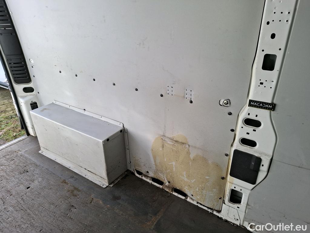  Citroen  Jumper CITROEN  VU 4p Fourgon 33 L3H2 BlueHDi 130 BVM6 Business #86