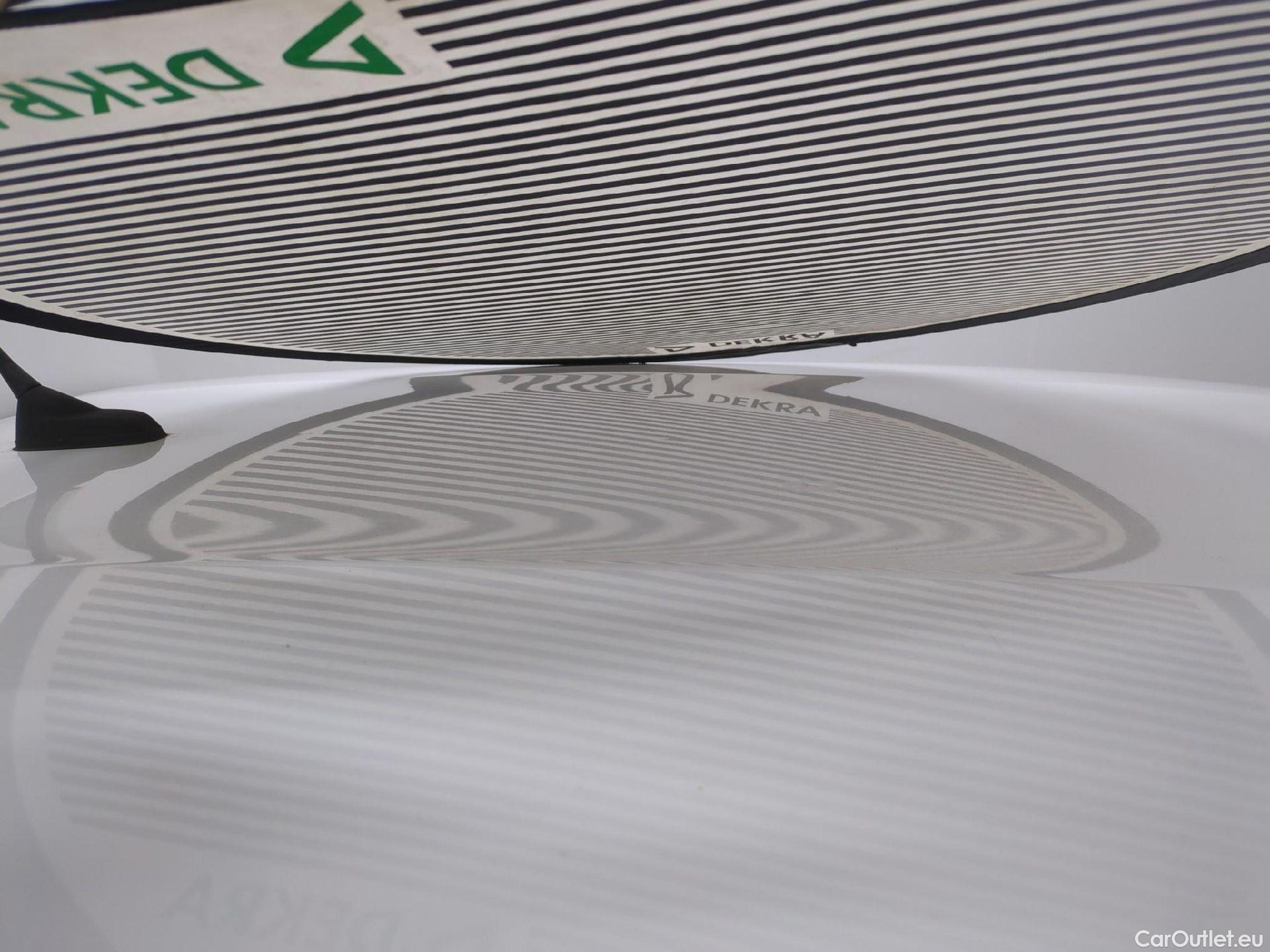  Peugeot  208  Affaire Premium Pack 1.2 80CV BVM5 E6dT #31