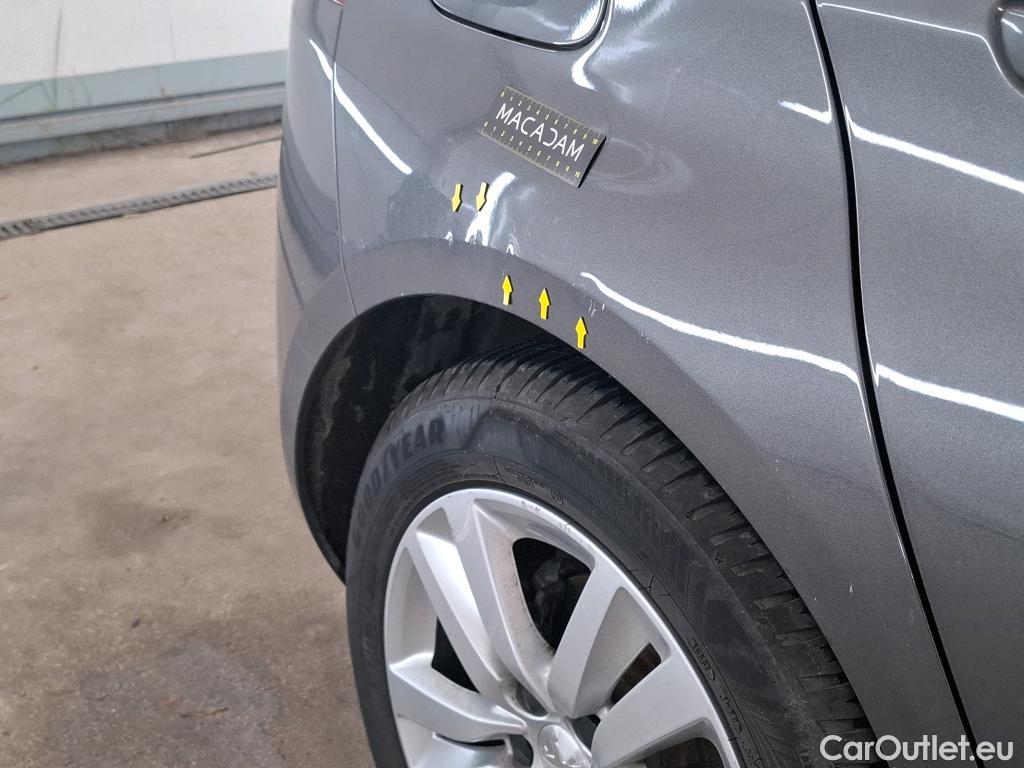  Peugeot  308 PEUGEOT  / 2017 / 5P / Berline Puretech 110 S&S Active Business #9