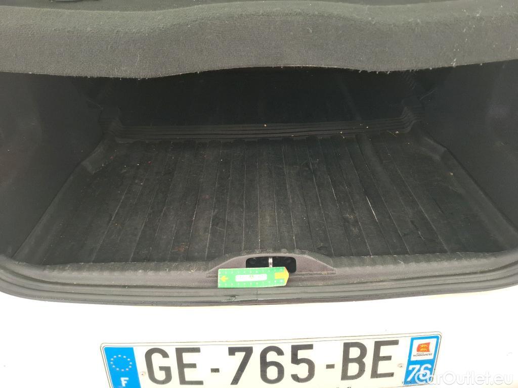  Citroen  C3  Société Feel 1.2 PureTech 80CV BVM5 E6d #24