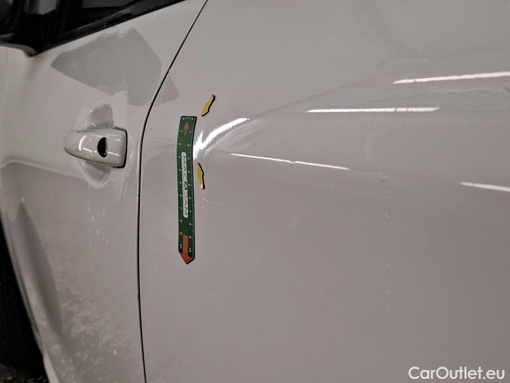  Peugeot  208 PEUGEOT  5p Berline 16 BlueHDi 75 Active #4