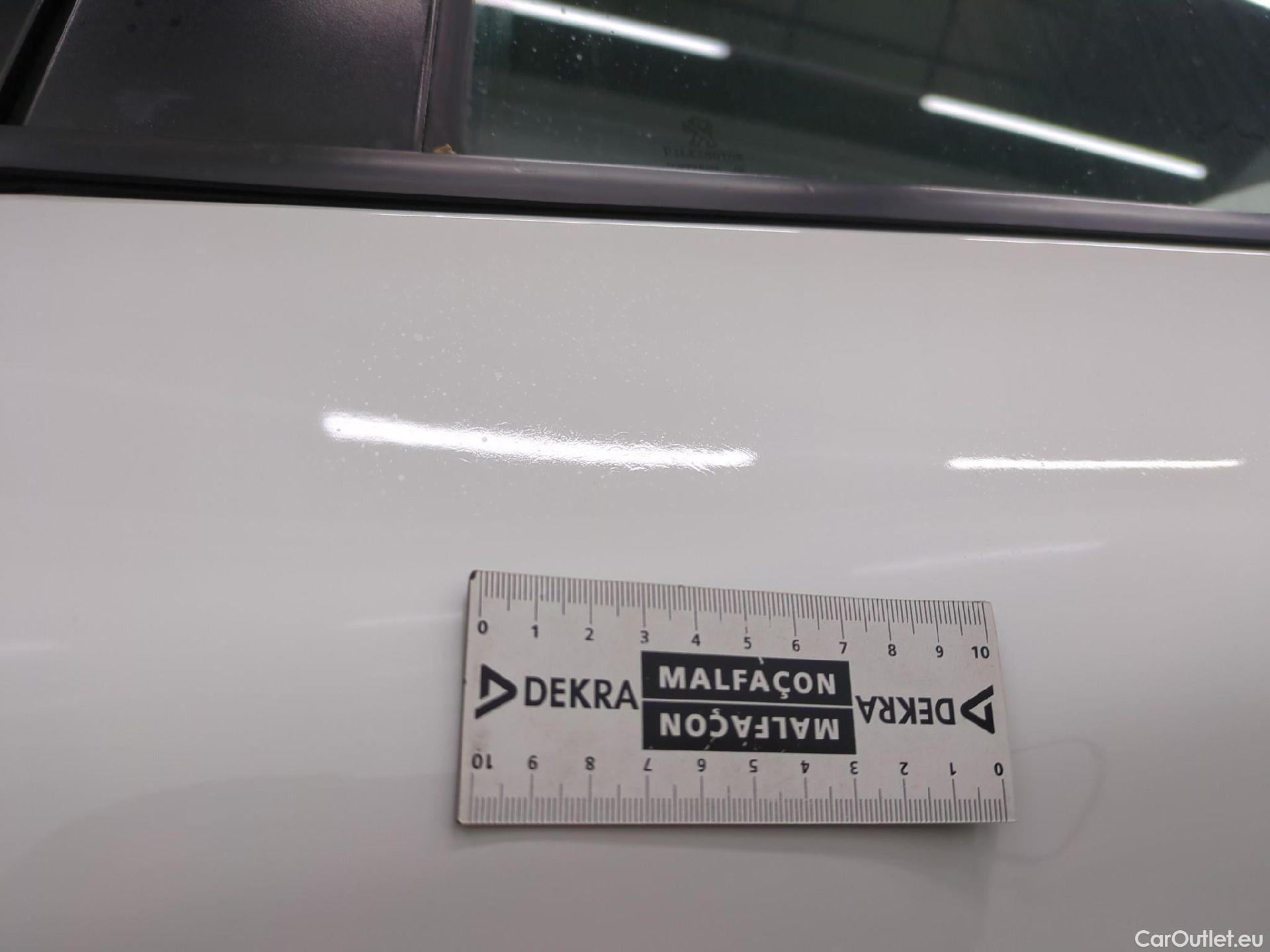  Peugeot  208  Affaire Premium Pack 1.2 80CV BVM5 E6dT #44