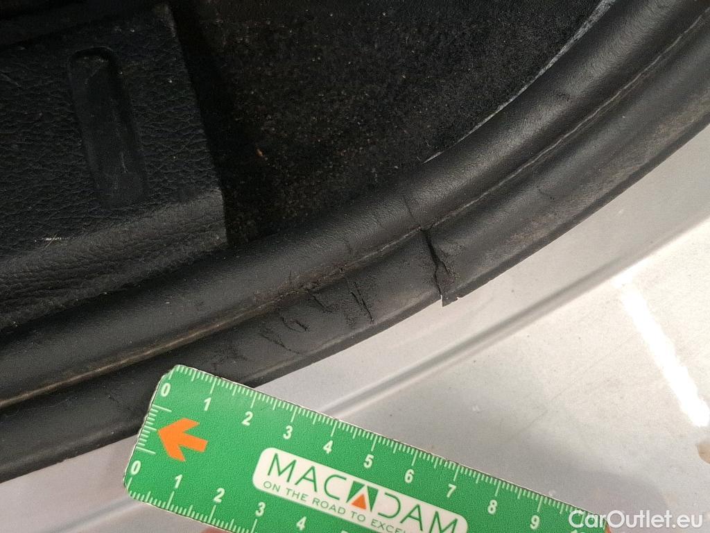  Mercedes  GLA MERCEDES-BENZ  / 2020 / 5P / SUV 1.3  250 e BUSINESS LINE DCT #8