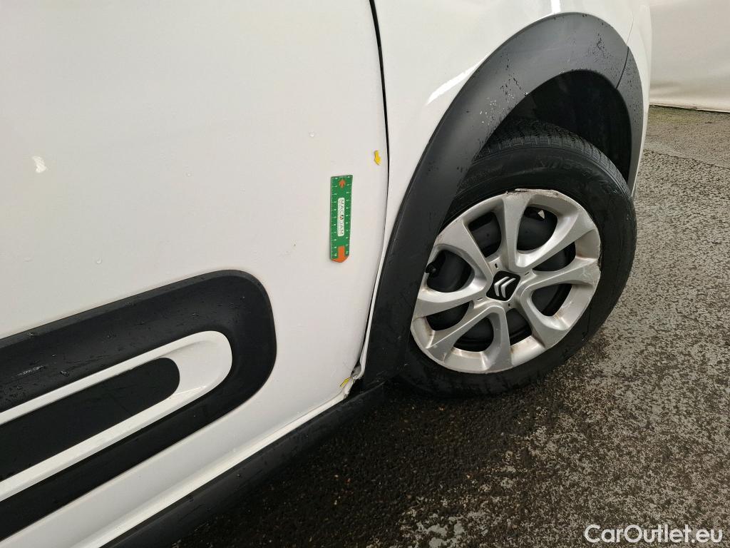  Citroen  C3  Société Feel 1.2 PureTech 80CV BVM5 E6d #6