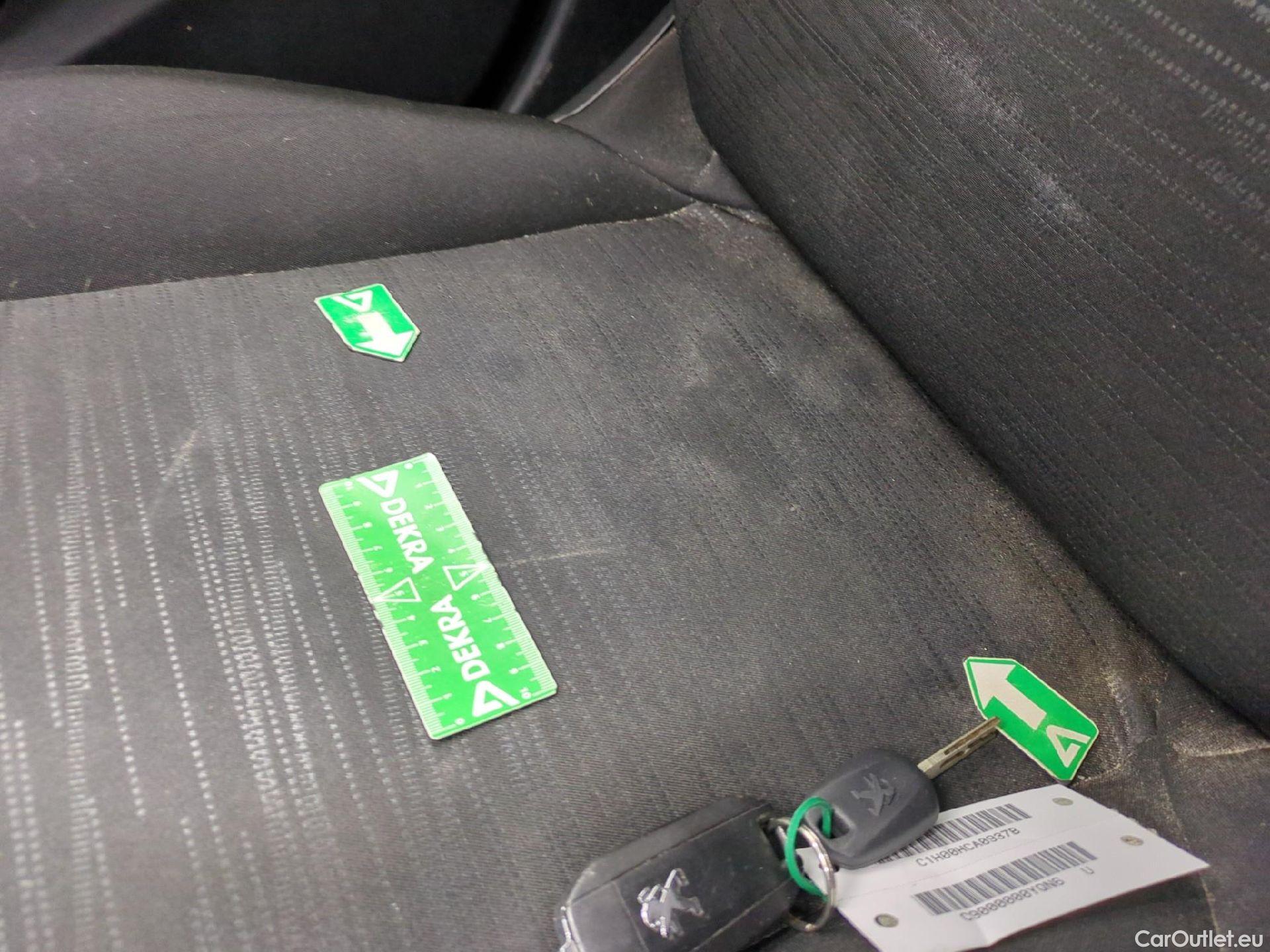  Peugeot  208  Affaire Premium Pack 1.2 80CV BVM5 E6dT #6