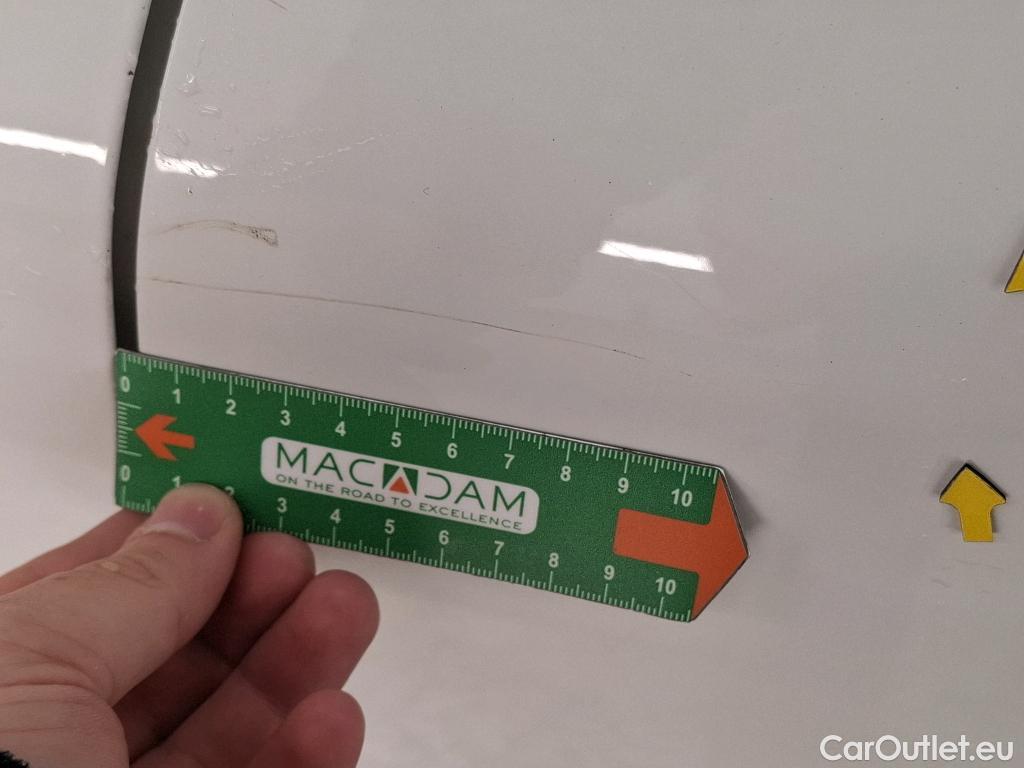  Peugeot  208 PEUGEOT  5p Berline 16 BlueHDi 75 Active #6