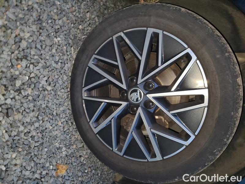  Skoda  Octavia  Combi (NX3)(2020) Oct.Combi 2.0TDI 110 Style AT #17