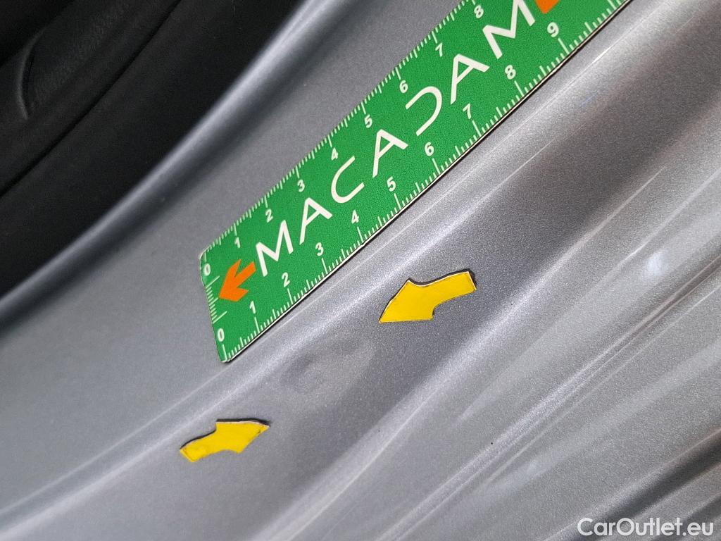  Volkswagen  Golf  VOLKSWAGEN / 2020 / 5P / Berline 2.0 TDI SCR 150 DSG7 Life Busi 1st #25