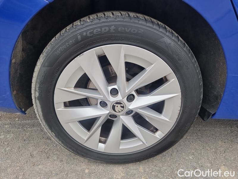  Skoda  Octavia  Combi (NX3)(2020) Oct.Combi 2.0TDI 110 Style AT #5