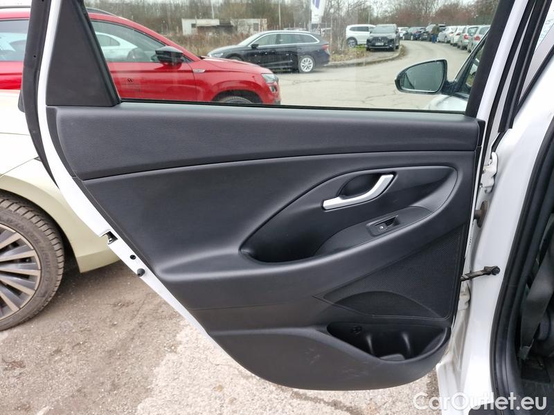  Hyundai  i30  (PD)(01.2017 ->) Kombi - Hyundai  kom.TGDI 140 All Inclusive #11