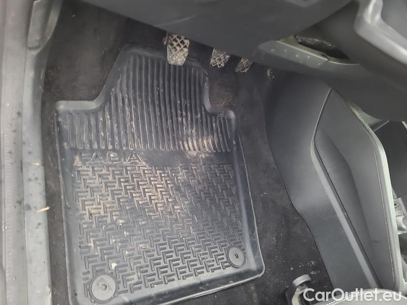  Skoda  Fabia  Combi (2015)  Com.1.0TSI 70 Style #17