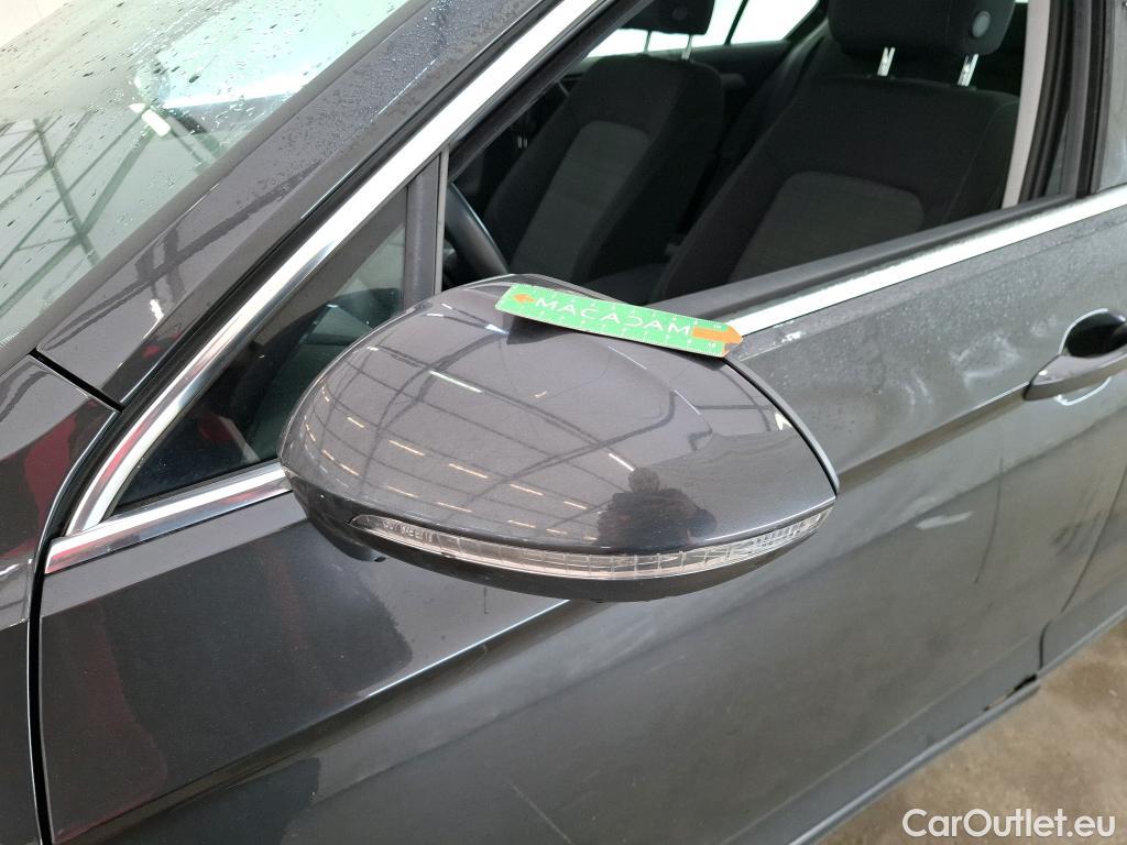  Volkswagen  Passat  Berline Business 2.0 TDI 150CV BVA7 E6d #61