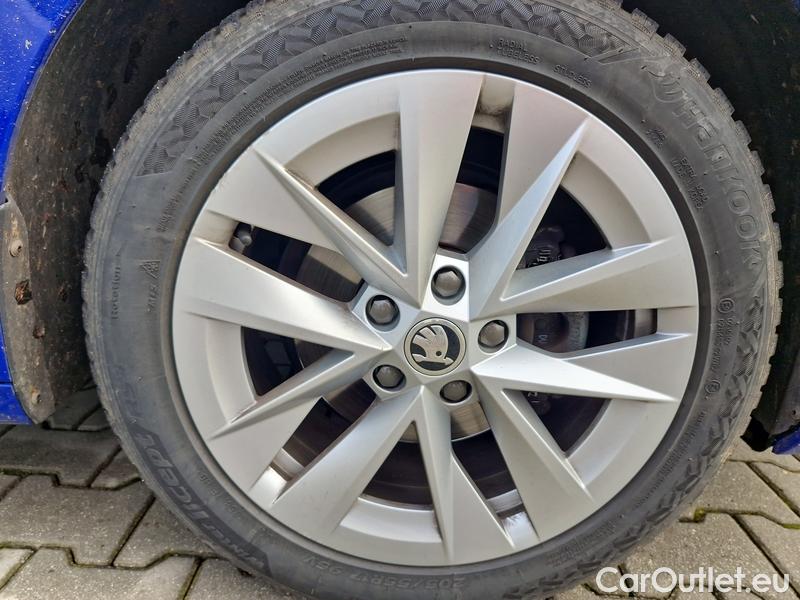  Skoda  Octavia  Combi (NX3)(2020) Oct.Combi 2.0TDI 85 Style #24