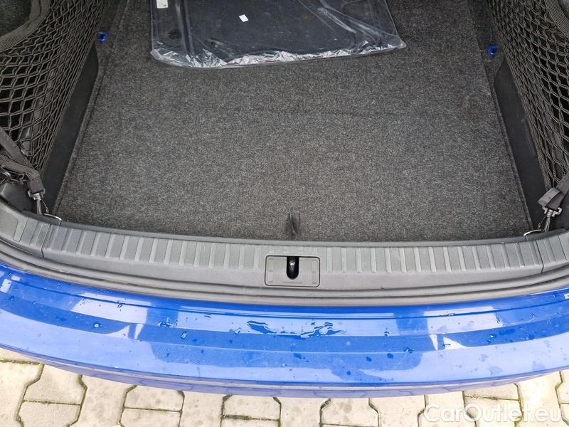  Skoda  Octavia  Combi (NX3)(2020) Oct.Combi 2.0TDI 85 Style #13