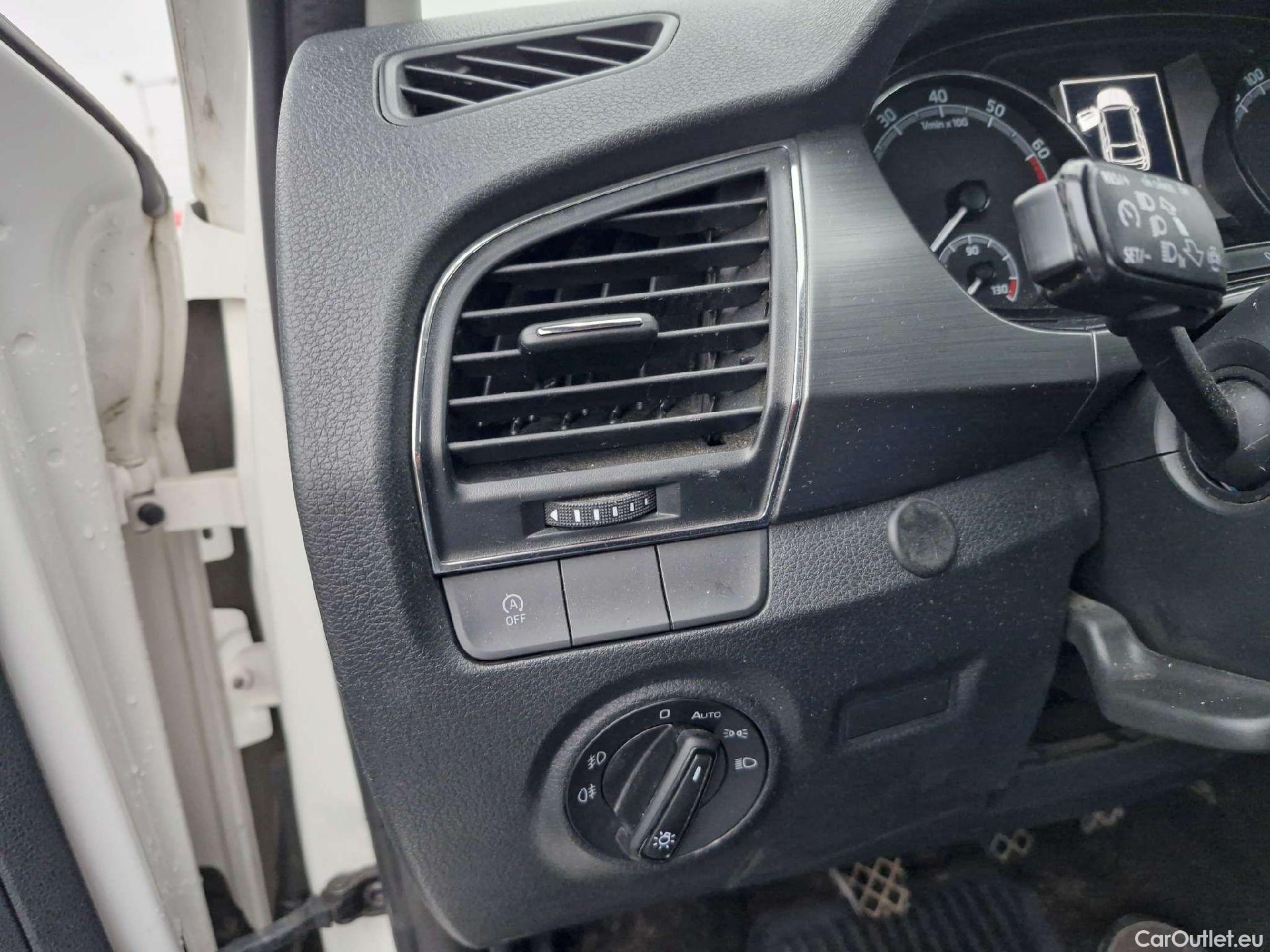  Skoda  Fabia  Combi (2015)  Com.1.0TSI 70 Style #13