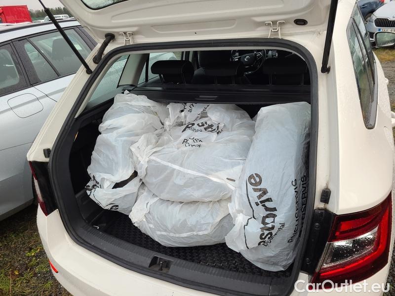  Skoda  Fabia  Combi (2015)  Com.1.0TSI 70 Style #13