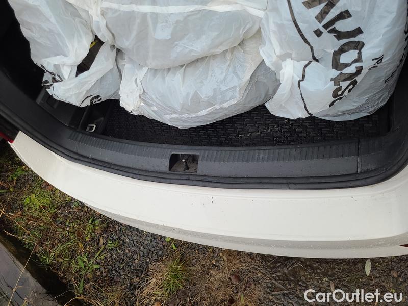  Skoda  Fabia  Combi (2015)  Com.1.0TSI 70 Style #15