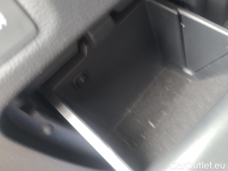  Skoda  Octavia  Combi (NX3)(2020) Oct.Combi 2.0TDI 85 Ambition #20