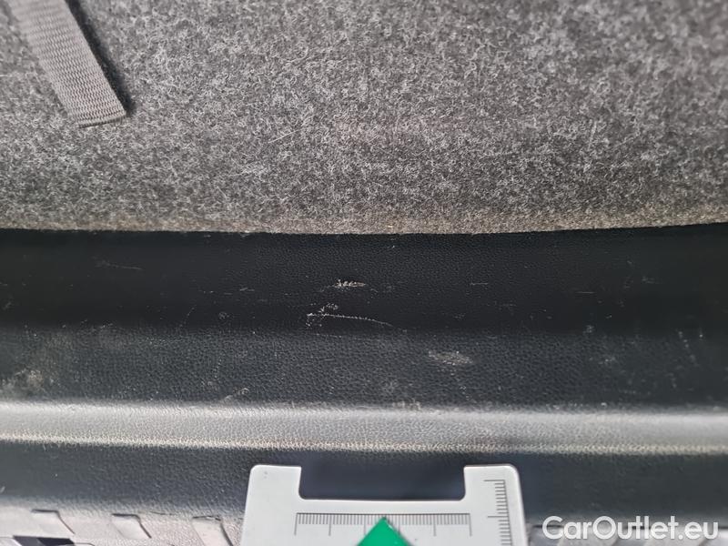  Skoda  Octavia  Combi (NX3)(2020) Oct.Combi 2.0TDI 110 Style AT #8