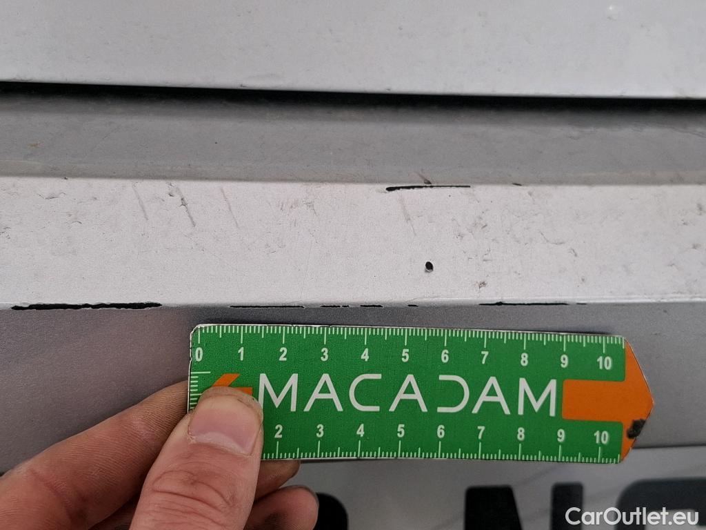  Volkswagen  Golf  VOLKSWAGEN / 2020 / 5P / Berline 2.0 TDI SCR 150 DSG7 Life Busi 1st #17