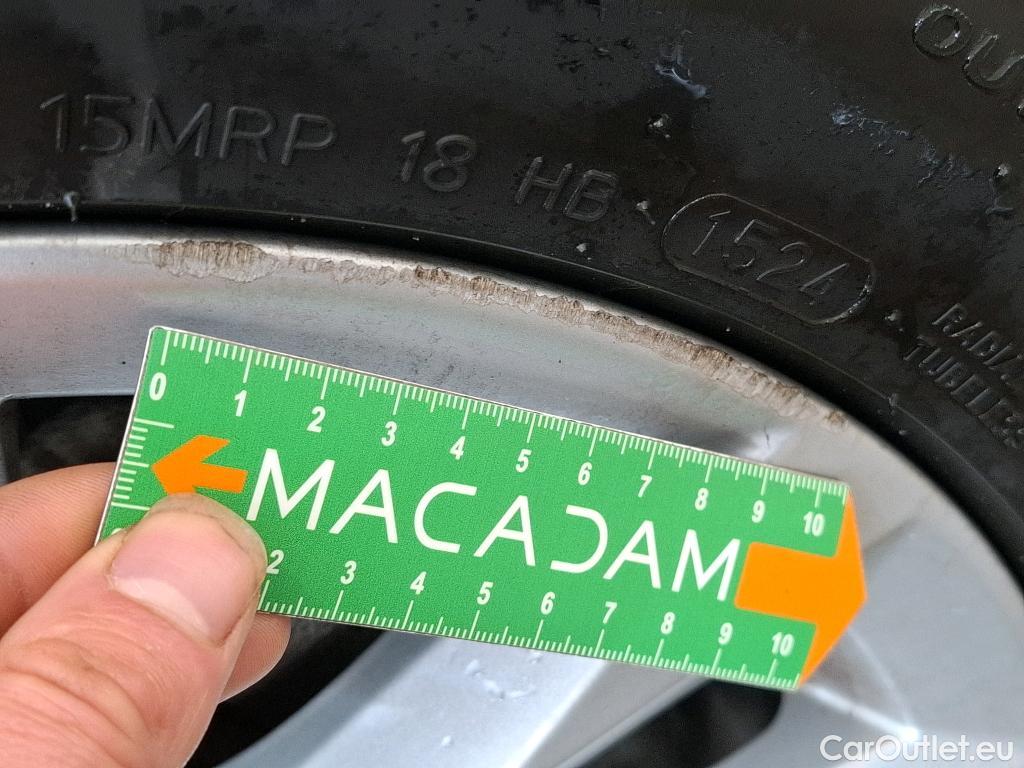  Audi  A3 AUDI  Berline / 2020 / 4P / Berline 30 TFSI MHEV S Tronic 110 #7