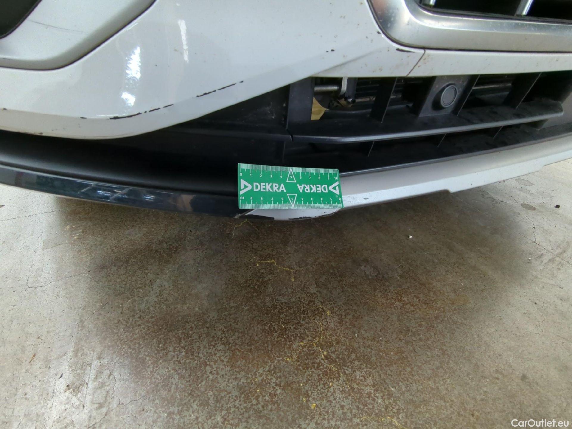  Audi  Q3 AUDI  / 2018 / 5P / SUV 35 TFSI 150 MHEV S TRONIC DESIGN LUXE #32